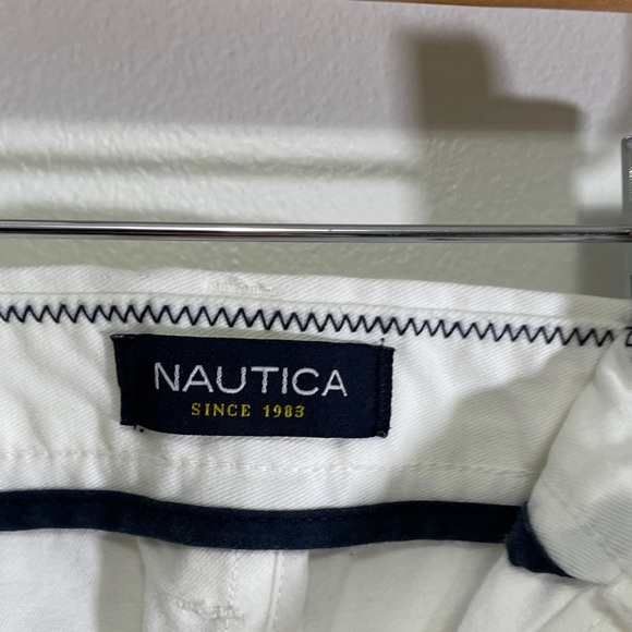 NWOT Nautica Men's White Shorts - Picture 5 of 6